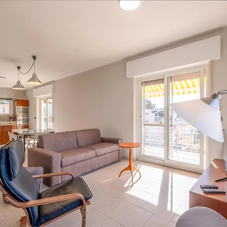 Daire Dream - Floridian