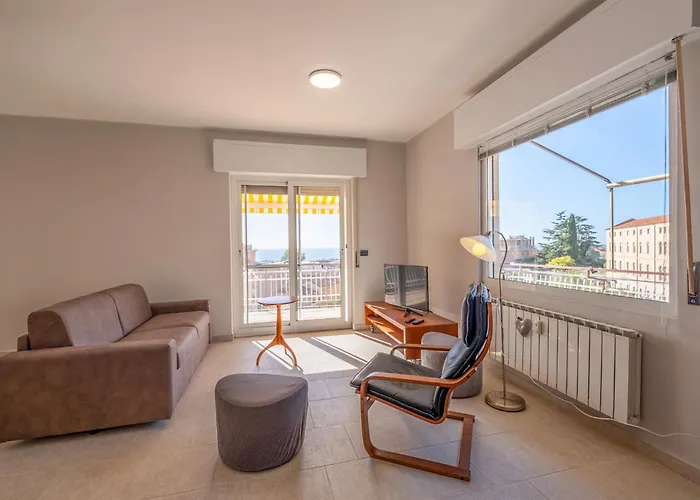 Daire Dream - Floridian Sanremo